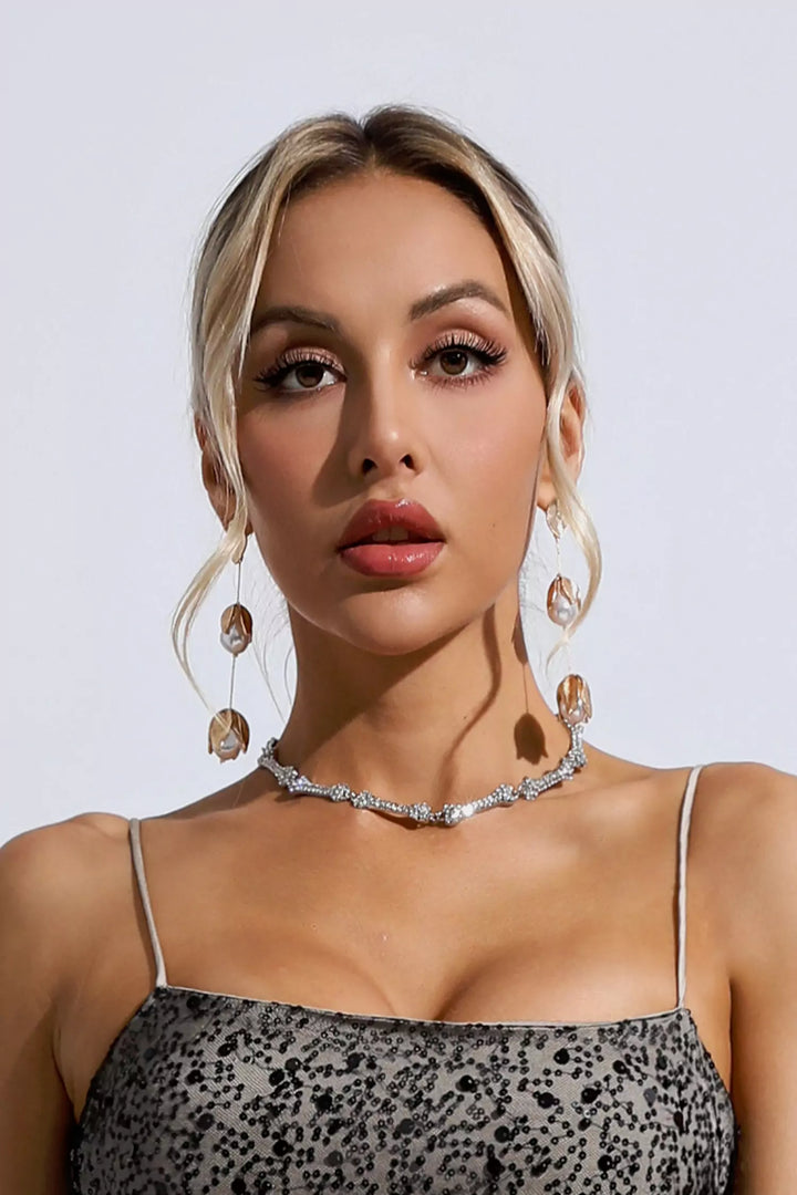 Xipil Pearl Drop Earrings