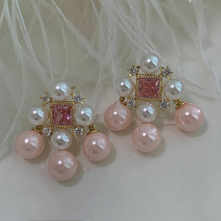 Arianna Pearl Earring In Pink